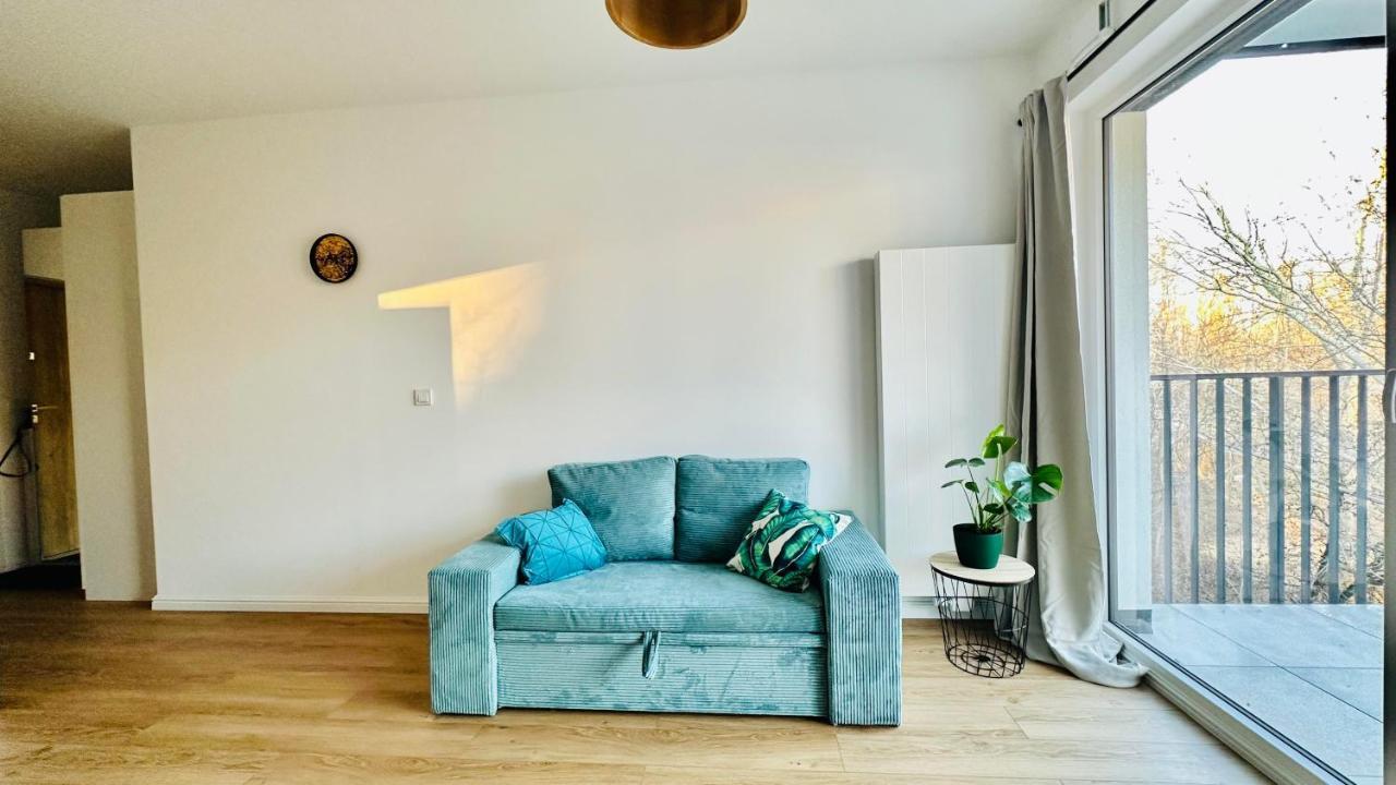 Cosy Okecie Lägenhet